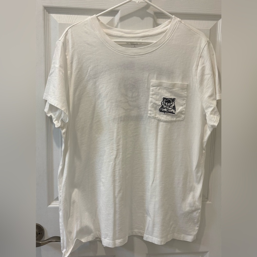 Harley-Davidson Classic Fit‎ White T-Shirt With Flower Embroidery